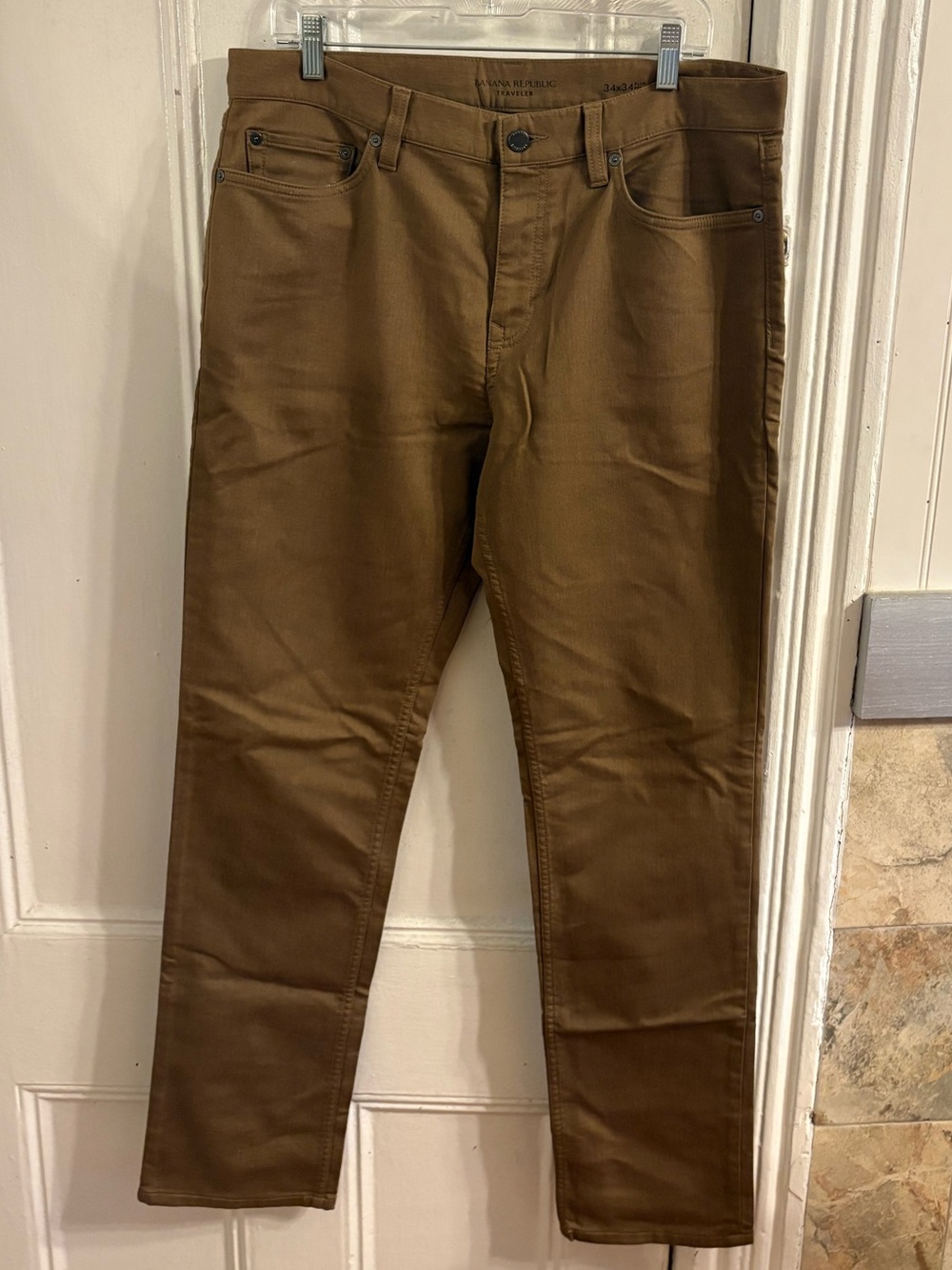 Banana Republic Traveler Pants in Brown